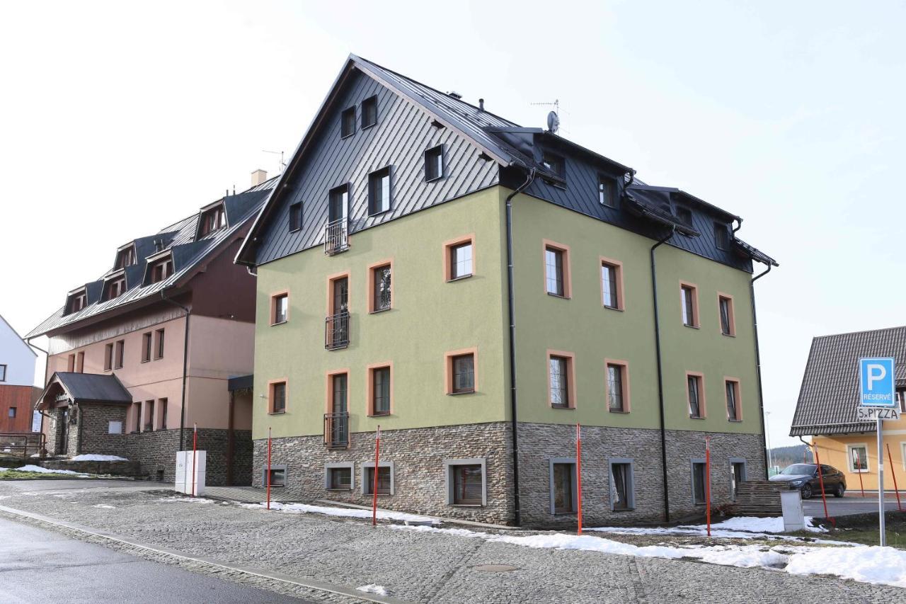 Apartmany Aura Boží Dar Zewnętrze zdjęcie